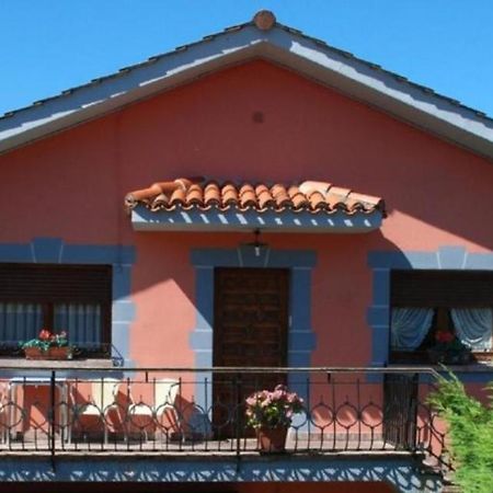 La Casa De Carolina Villa Onis Exterior photo